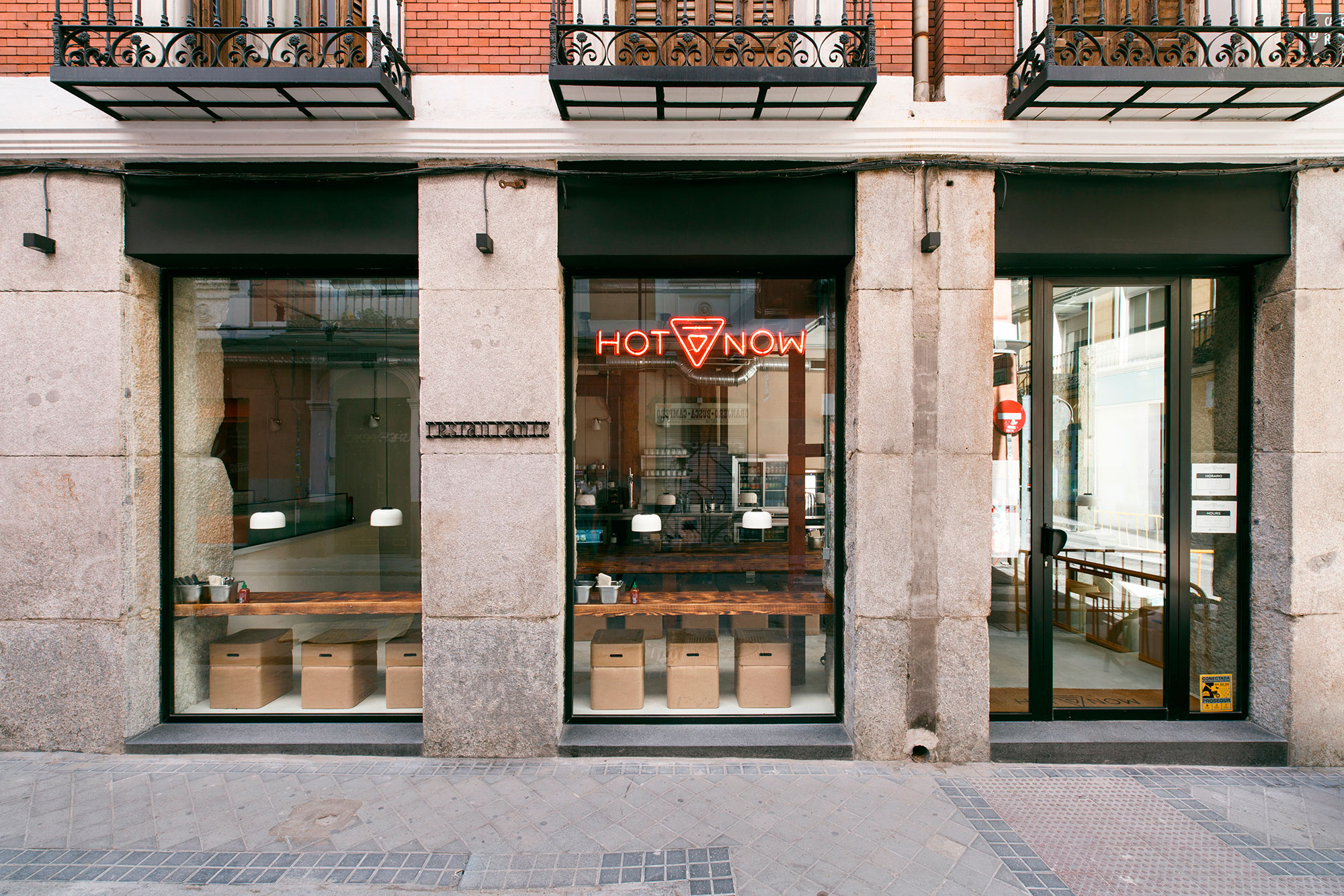 Diseño del restaurante Hot Now en Madrid by Code Studio - Creative Work